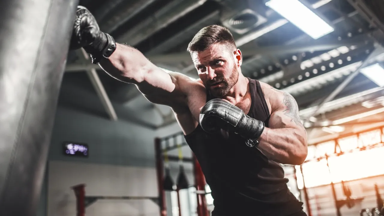 Exploring the fundamentals of boxing sports and their application in self-defense